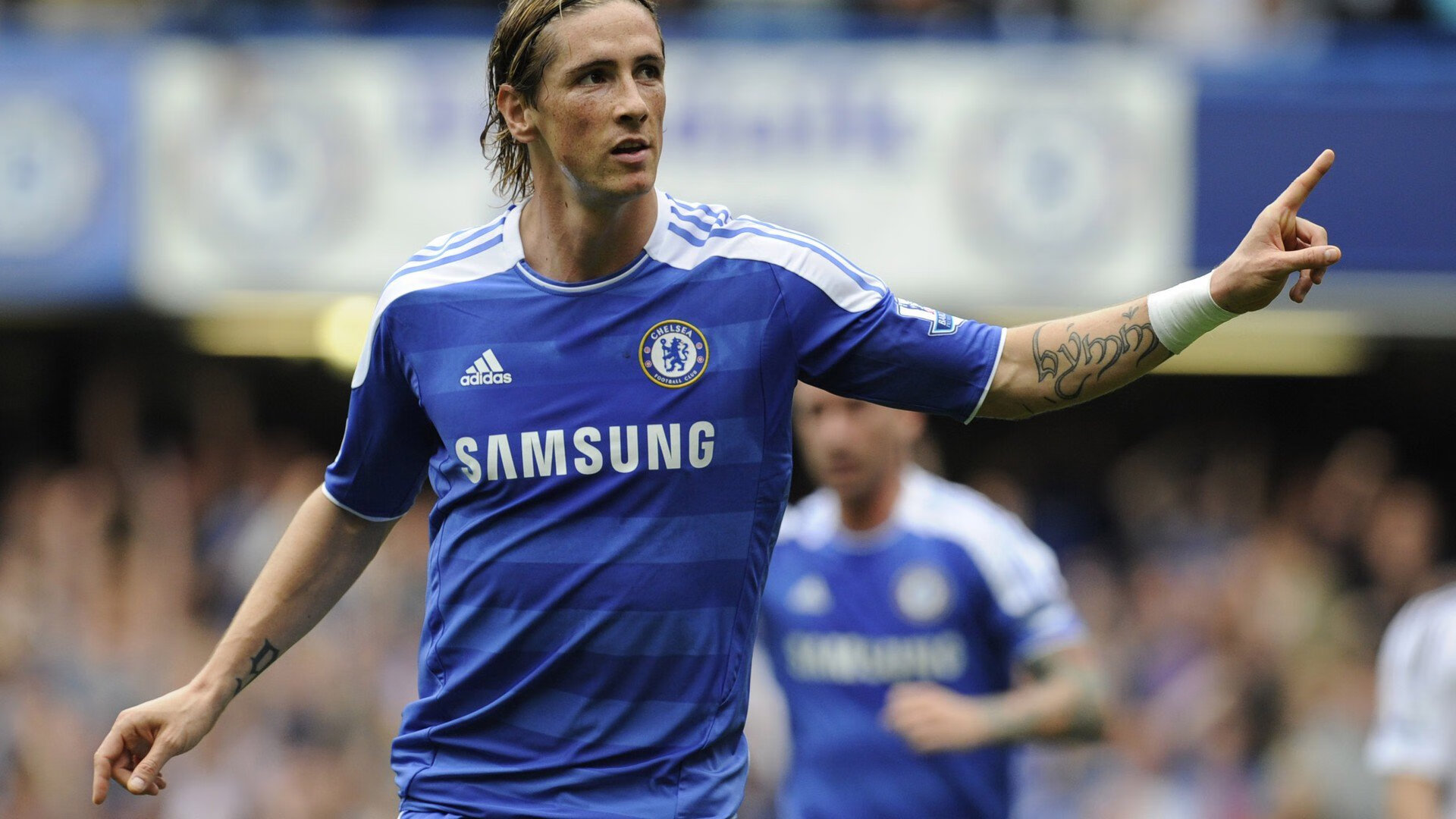 湖人输老鹰遭1喜3忧！艾顿梦游，东契奇情绪波动，范德彪无投篮！